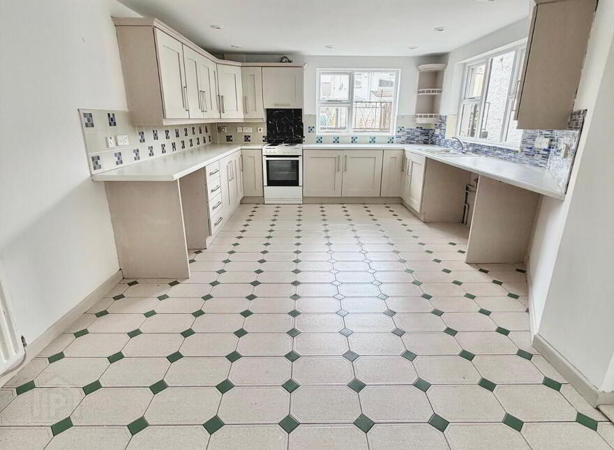 42 Ballycastle Road, Coleraine, BT52 2DY