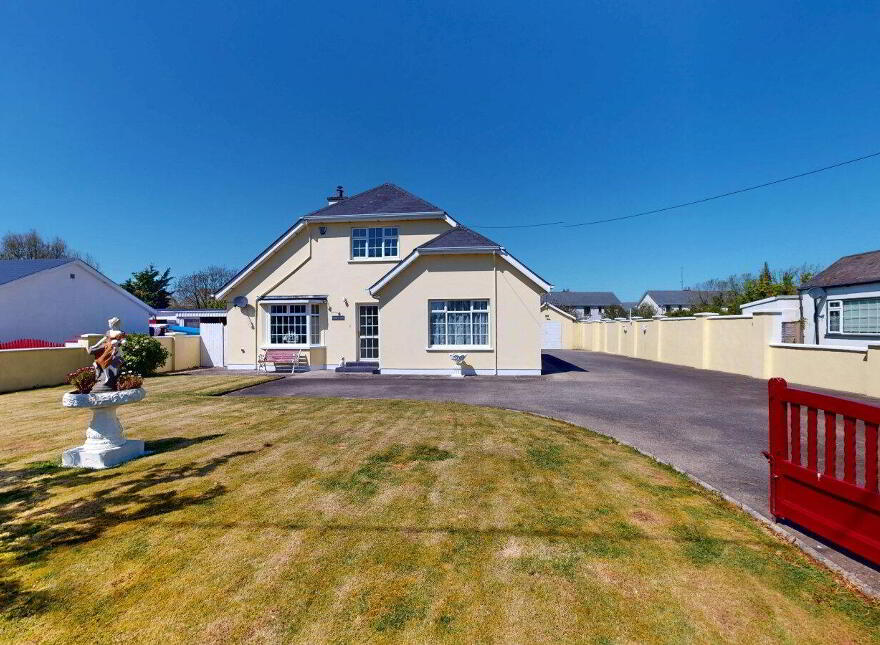 Mooncoin House, Ballygillane Big, Rosslare Harbour, Y35F9X4