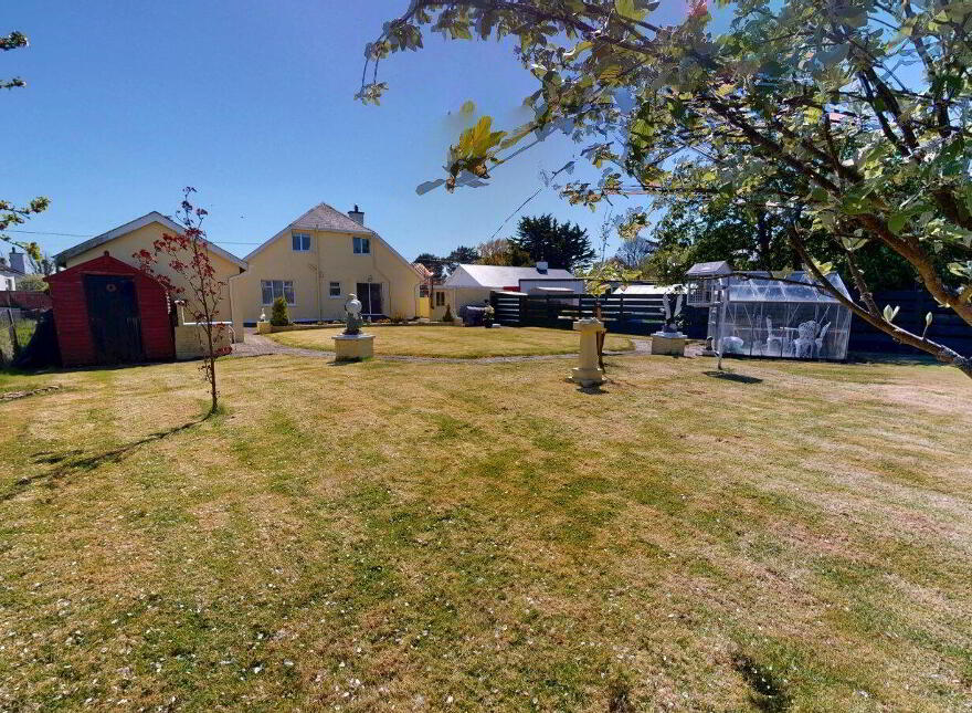 Mooncoin House, Ballygillane Big, Rosslare Harbour, Y35F9X4