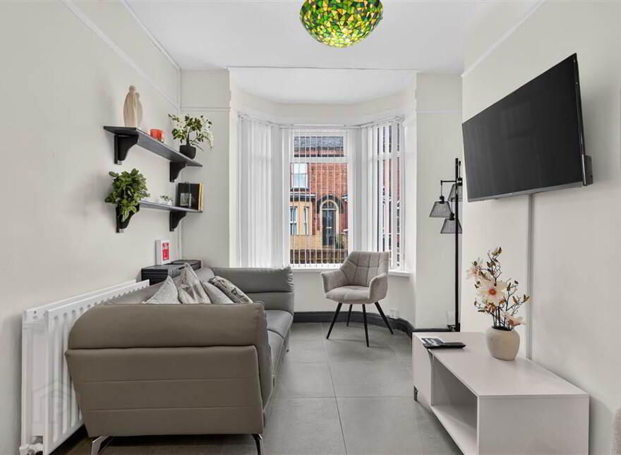 52 Hatfield Street, Ormeau Road, Belfast, BT7 2FD