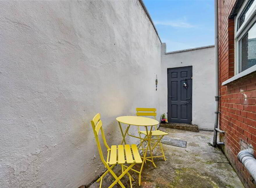 52 Hatfield Street, Ormeau Road, Belfast, BT7 2FD