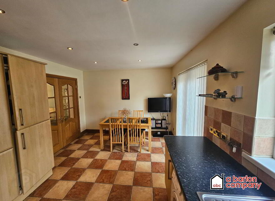 5 Inniscoole Park, Glengormley, Newtownabbey, BT36 6JD