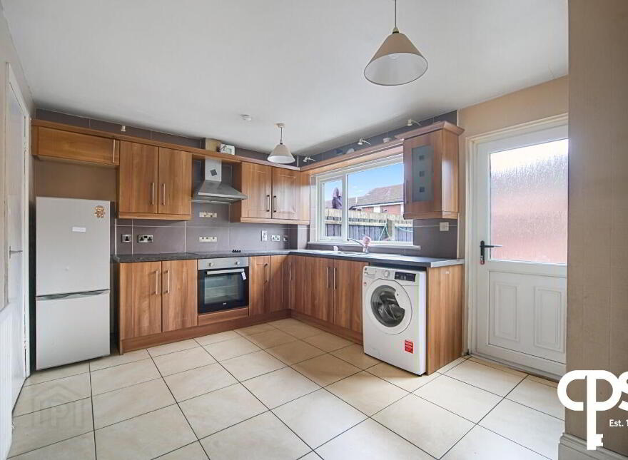 18 Roumania Rise, Belfast, BT12 4SX