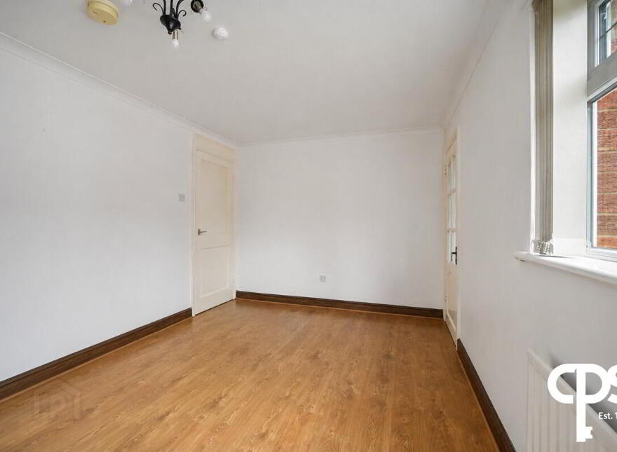18 Roumania Rise, Belfast, BT12 4SX