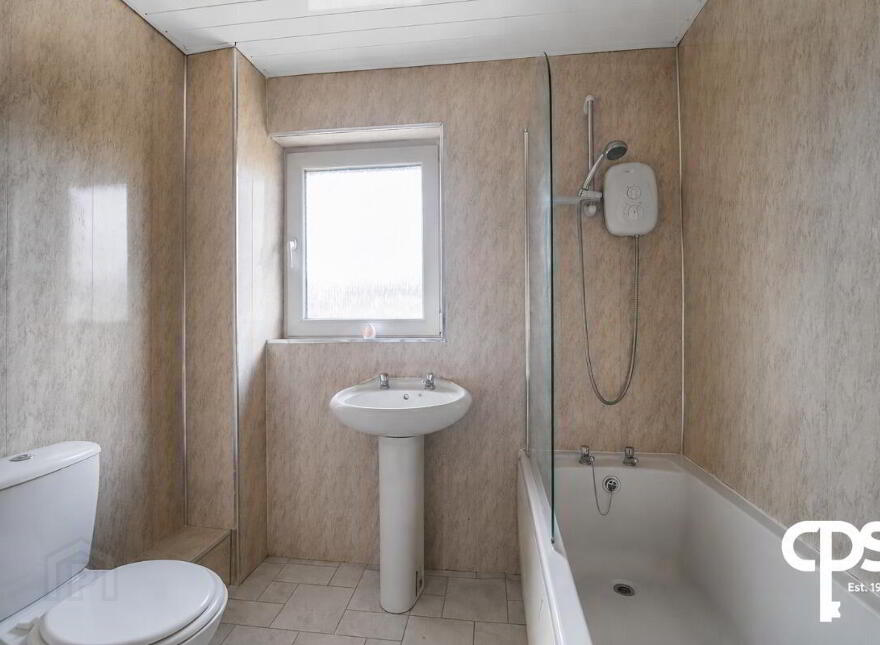 18 Roumania Rise, Belfast, BT12 4SX