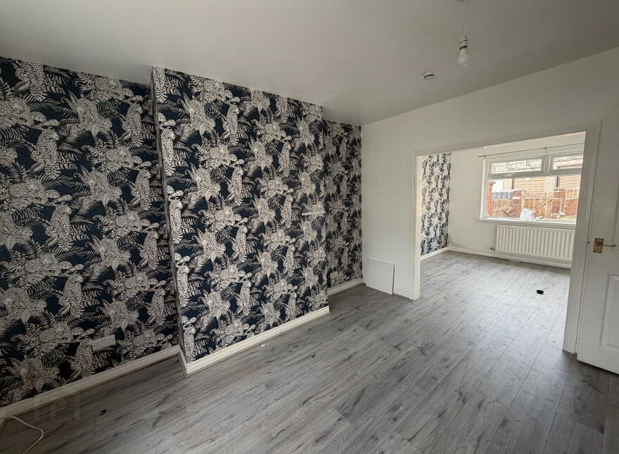 44 Queens Avenue, Belfast, BT36 5HU