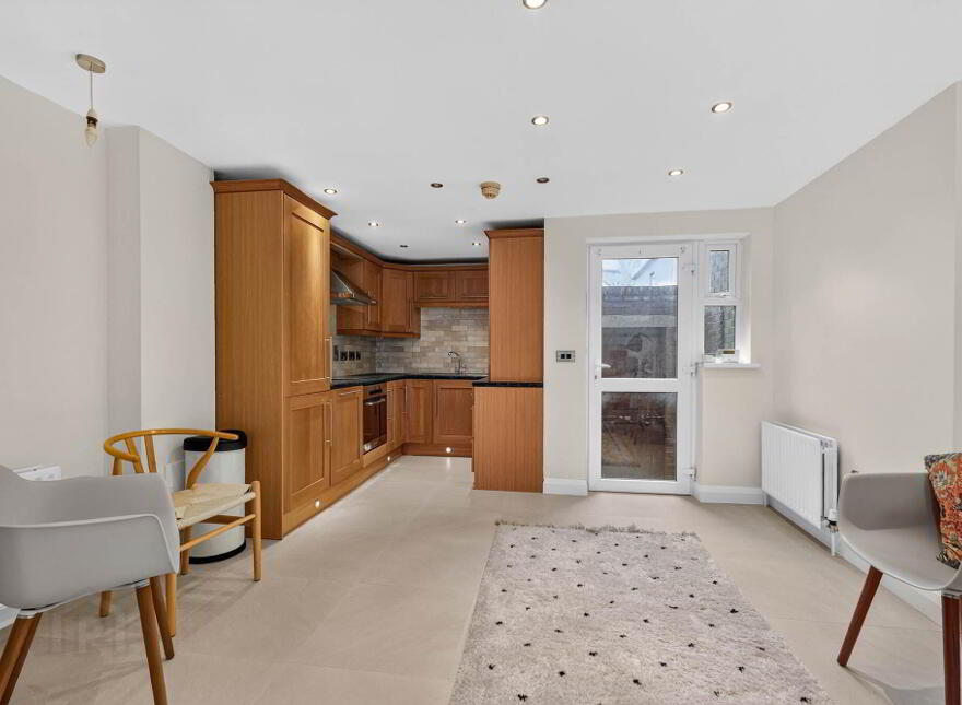25 Maryville Avenue, Belfast, BT9 7HE