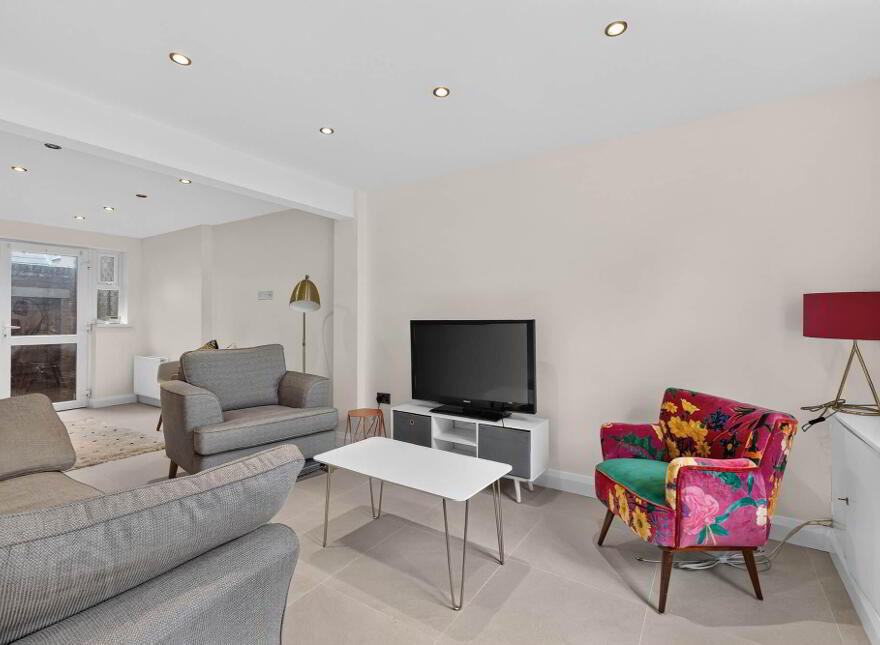 25 Maryville Avenue, Belfast, BT9 7HE