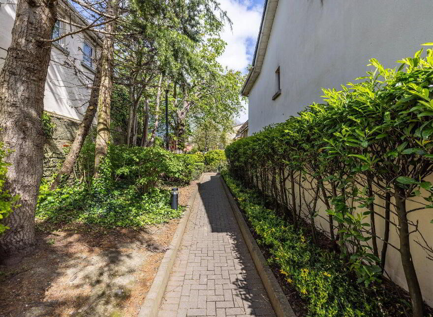 18 All Hallows Square, Drumcondra, D09Y276