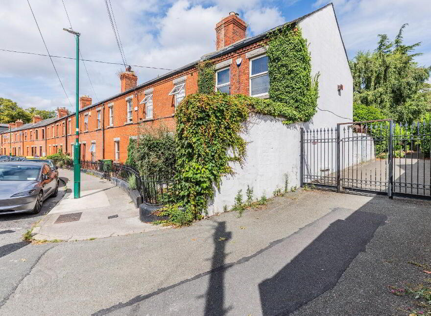 18 All Hallows Square, Drumcondra, D09Y276
