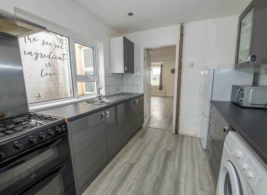 3 The Cottages, Curraghalane, Lifford, F93D8WP