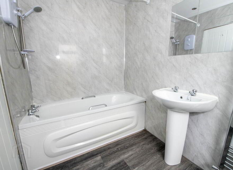 3 The Cottages, Curraghalane, Lifford, F93D8WP