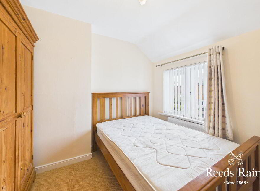 24 Ulsterville Gardens, Lisburn Road, Belfast, BT9 7BA