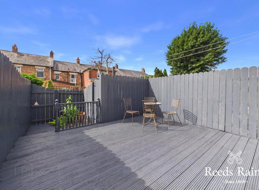 24 Ulsterville Gardens, Lisburn Road, Belfast, BT9 7BA