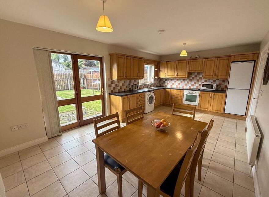 22 The Meadows, Smithborough, H18X290