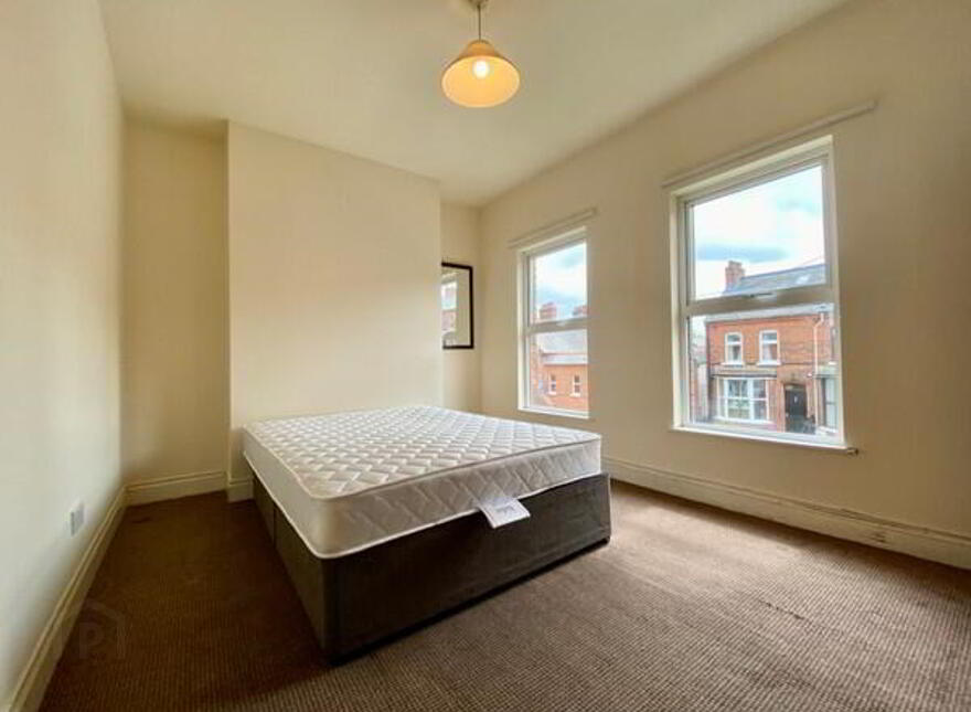 52 Pretoria Street, Belfast, BT9 5AQ