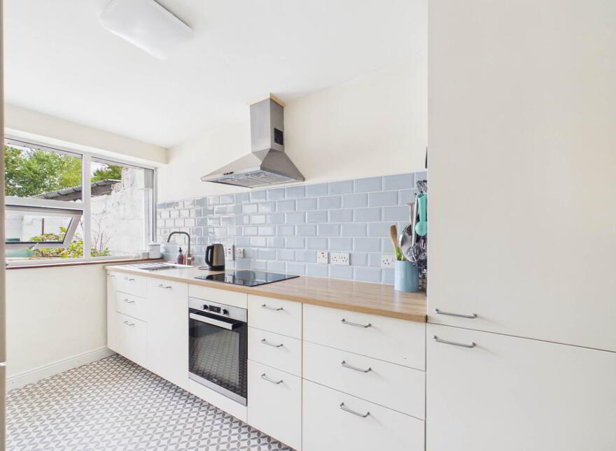 35 Upper St Josephs Terrace, Athy, R14Y070