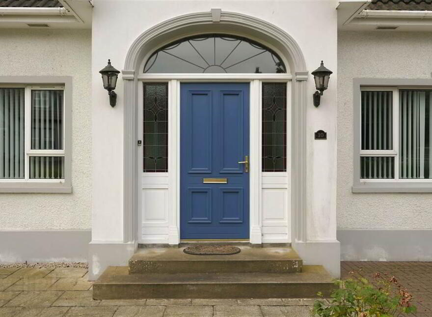 10 Woodcroft Heights, Galgorm, Ballymena, BT42 1GF