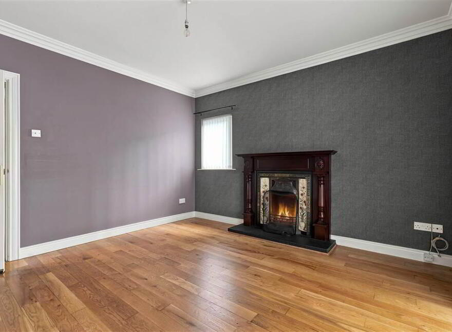 10 Woodcroft Heights, Galgorm, Ballymena, BT42 1GF