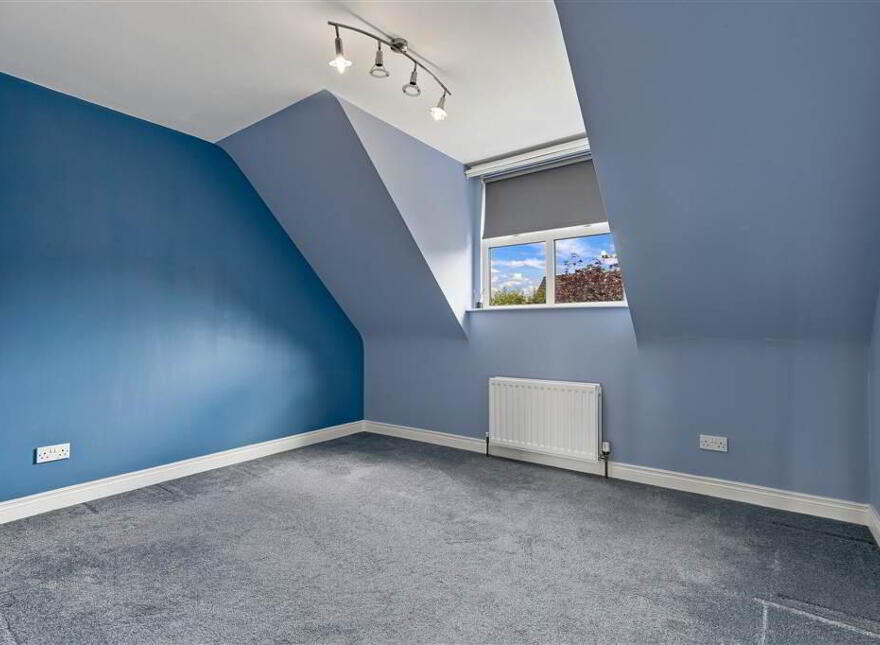10 Woodcroft Heights, Galgorm, Ballymena, BT42 1GF