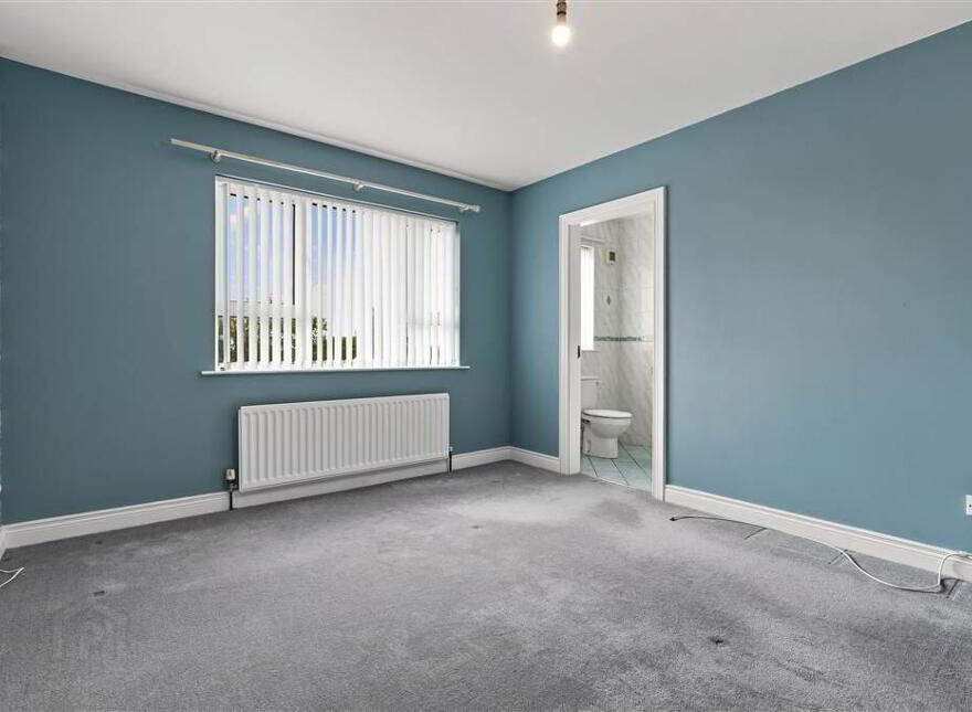 10 Woodcroft Heights, Galgorm, Ballymena, BT42 1GF