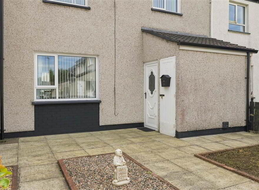 20 West Road, Portglenone, BT44 8BA