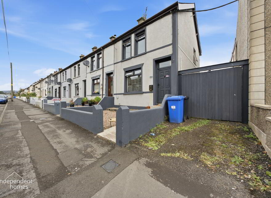 12 Laharna Avenue, Larne, BT40 1NG