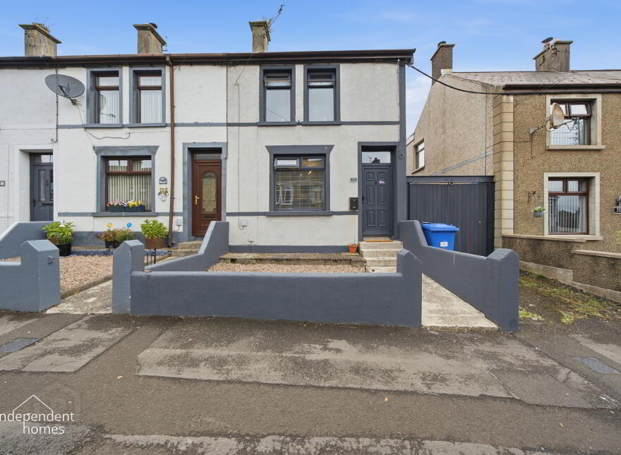 12 Laharna Avenue, Larne, BT40 1NG