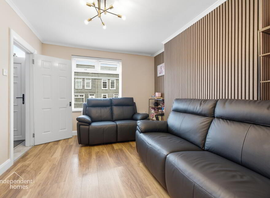 12 Laharna Avenue, Larne, BT40 1NG