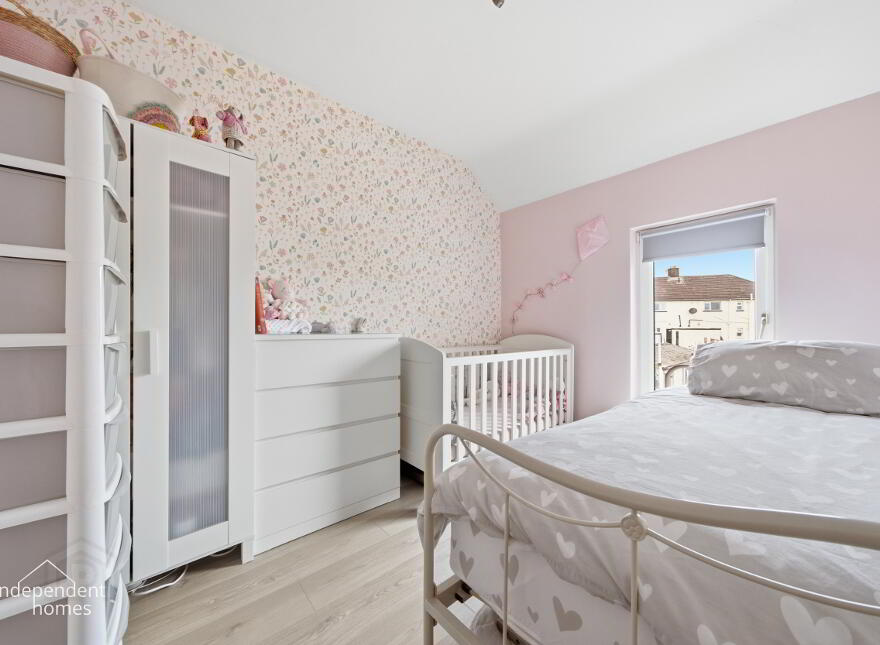 12 Laharna Avenue, Larne, BT40 1NG