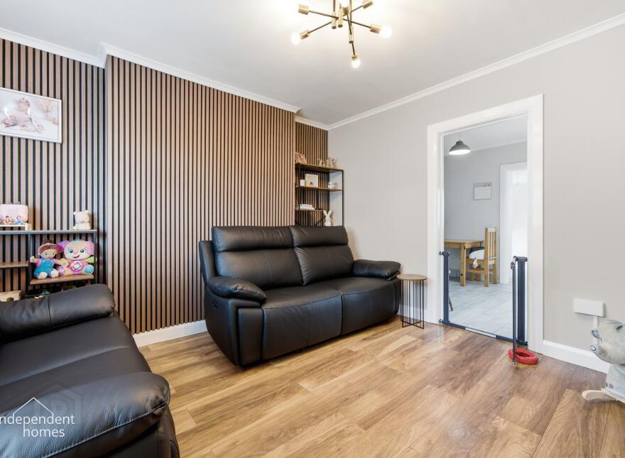 12 Laharna Avenue, Larne, BT40 1NG