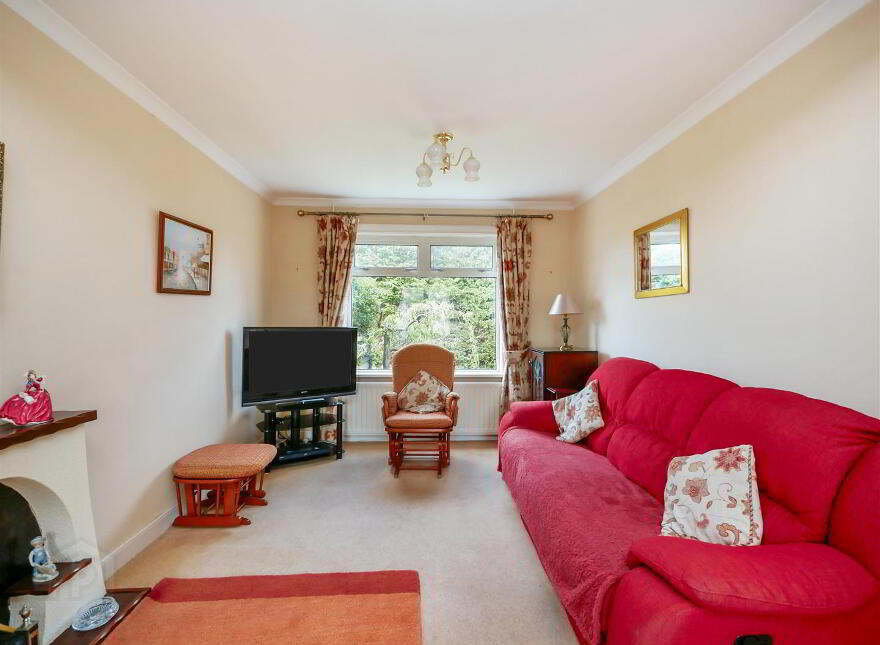 116 Ballylesson Road, Hillhall, Belfast, BT8 8JU