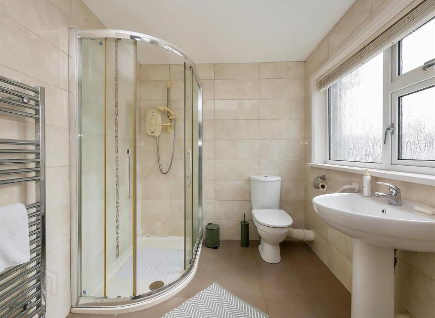116 Ballylesson Road, Hillhall, Belfast, BT8 8JU