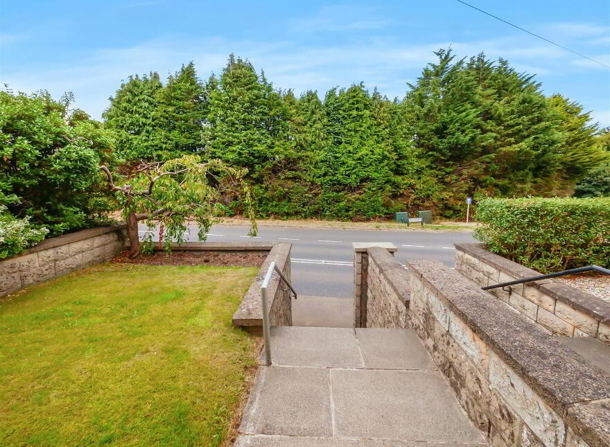 116 Ballylesson Road, Hillhall, Belfast, BT8 8JU