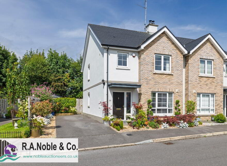 23 Blue Bell Glade, Lisbellaw, BT94 5FU