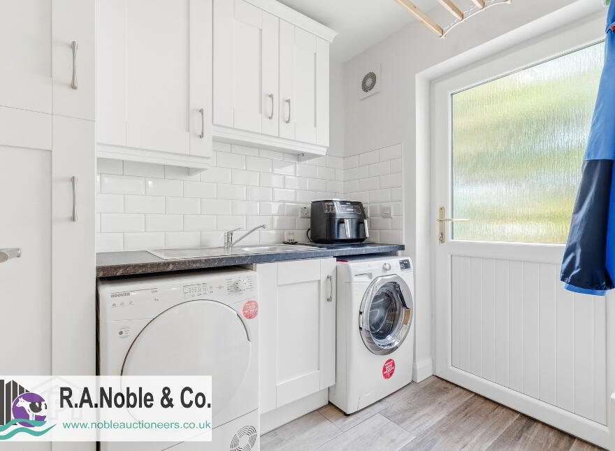 23 Blue Bell Glade, Lisbellaw, BT94 5FU