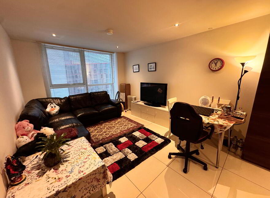 5-03 Obel, 62 Donegall Quay, Belfast, BT1 3NG