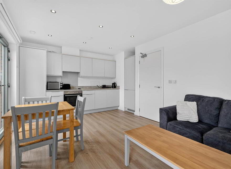 Apt 6, 31 Apsley Street, Belfast, BT7 1FU