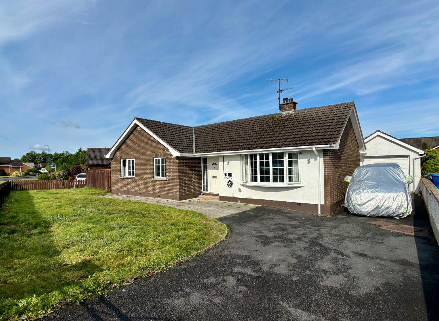 71 Cambrai Heights, Waringstown, BT66 7PZ photo