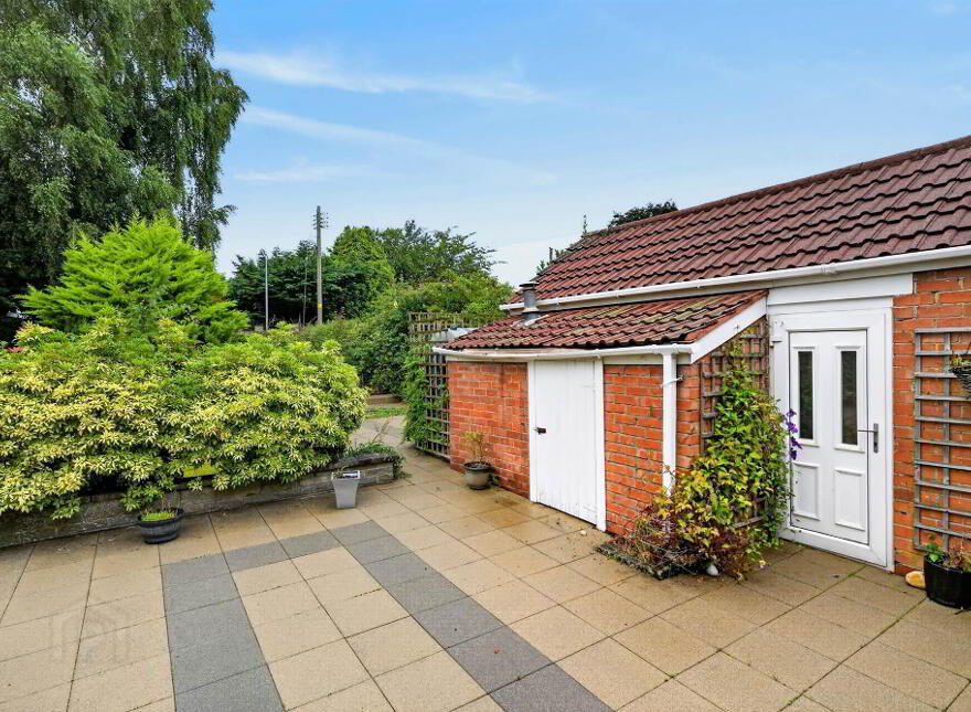 29 Killowen Park, Lisburn, BT28 3LD
