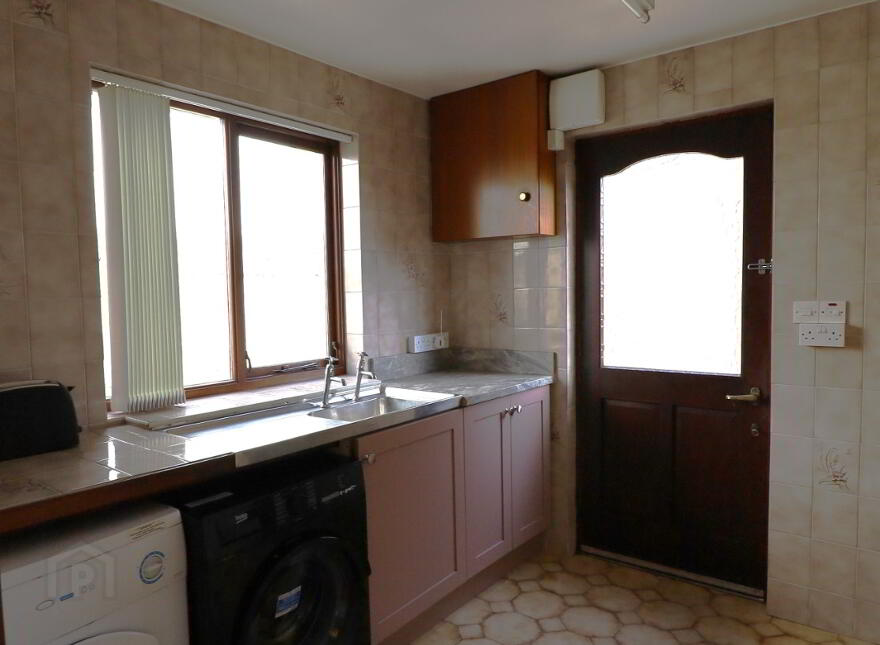 Coolmer, 45 Greencastle Street, Kilkeel, BT34 4BH