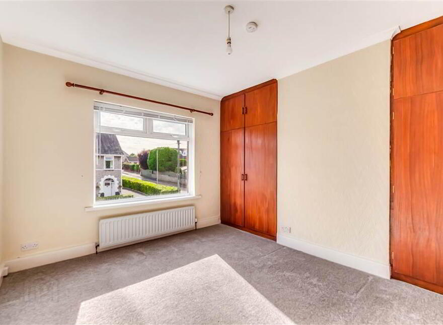 30 Locksley Park, Upper Lisburn Road, Belfast, BT10 0AR