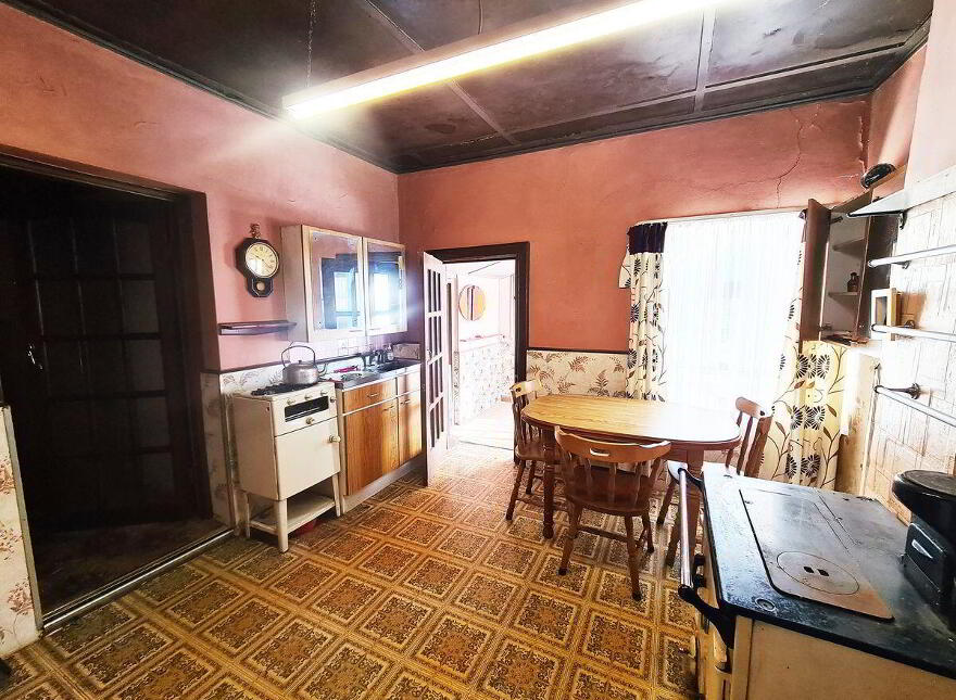 West Grove, Kilbarry, Dunmanway, P47PD42