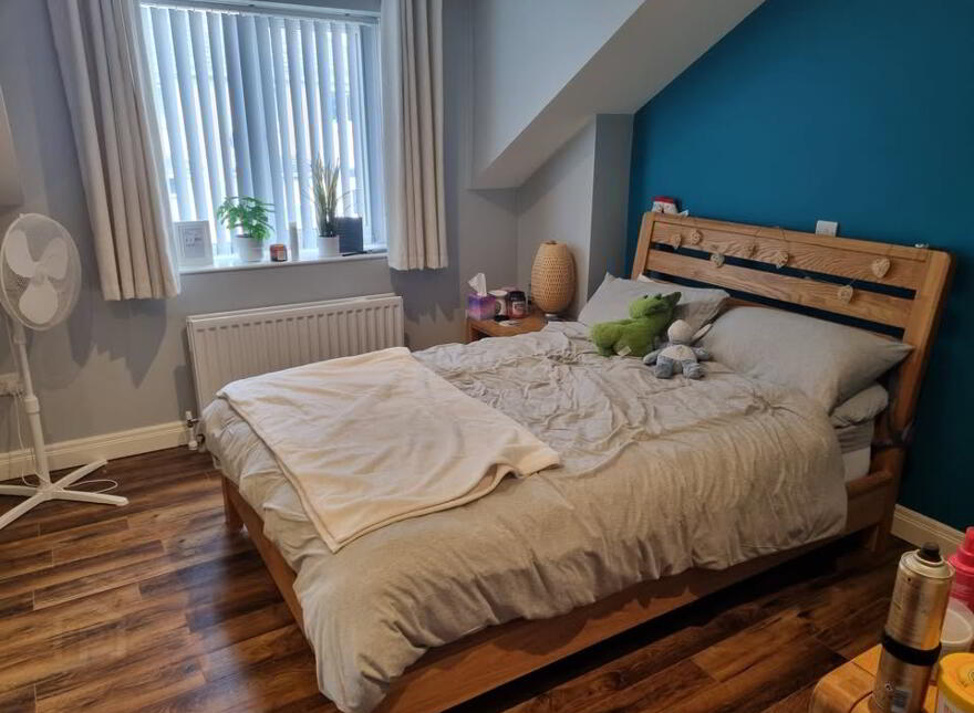 70 Ashley Avenue Apt 2, Belfast, BT9 7BU