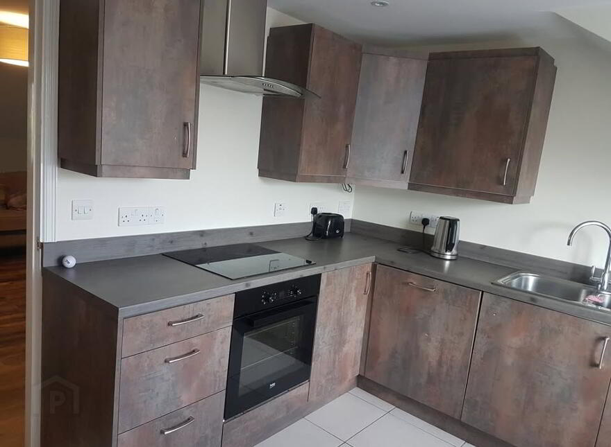 70 Ashley Avenue Apt 2, Belfast, BT9 7BU