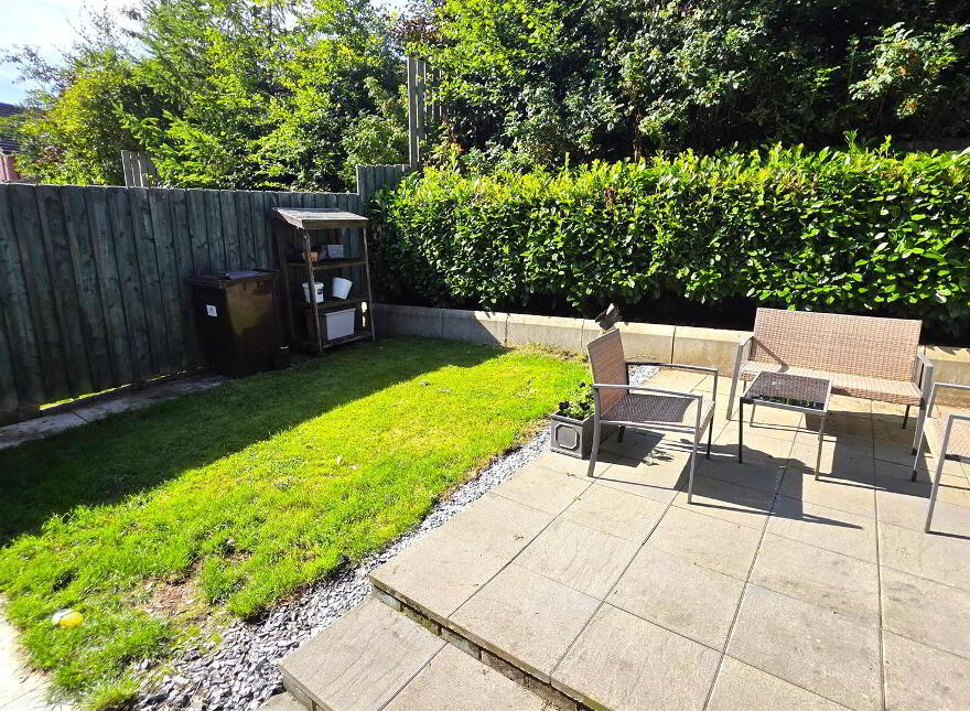 18 Ballyveigh Avenue, Antrim, BT41 2GX