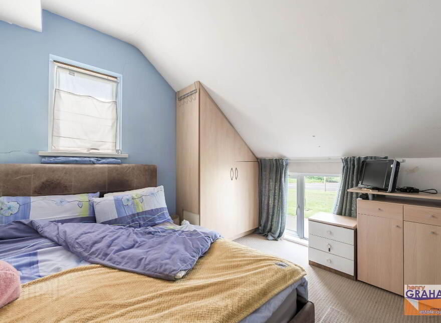 84 Carryduff Road, Temple, Lisburn, BT27 6UA