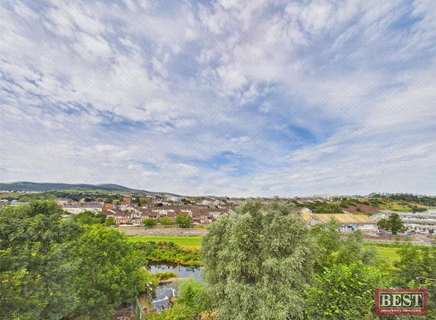 49 Glin Ree Court, Newry, BT34 1DL