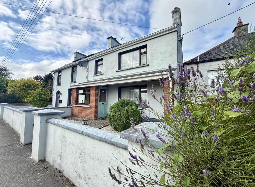 Upper Main Street, Ballyhaunis, F35DA56