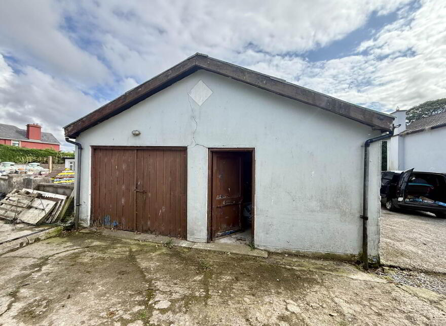 Upper Main Street, Ballyhaunis, F35DA56